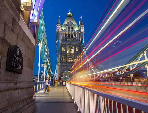 image of tower bridge in London