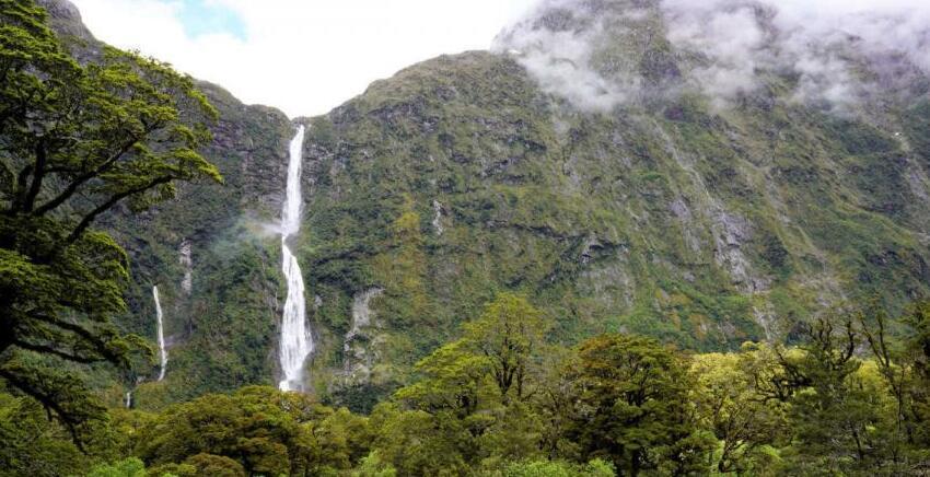 Sutherland waterfall